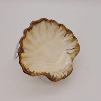 Cream/Brown Rim Shell Dish